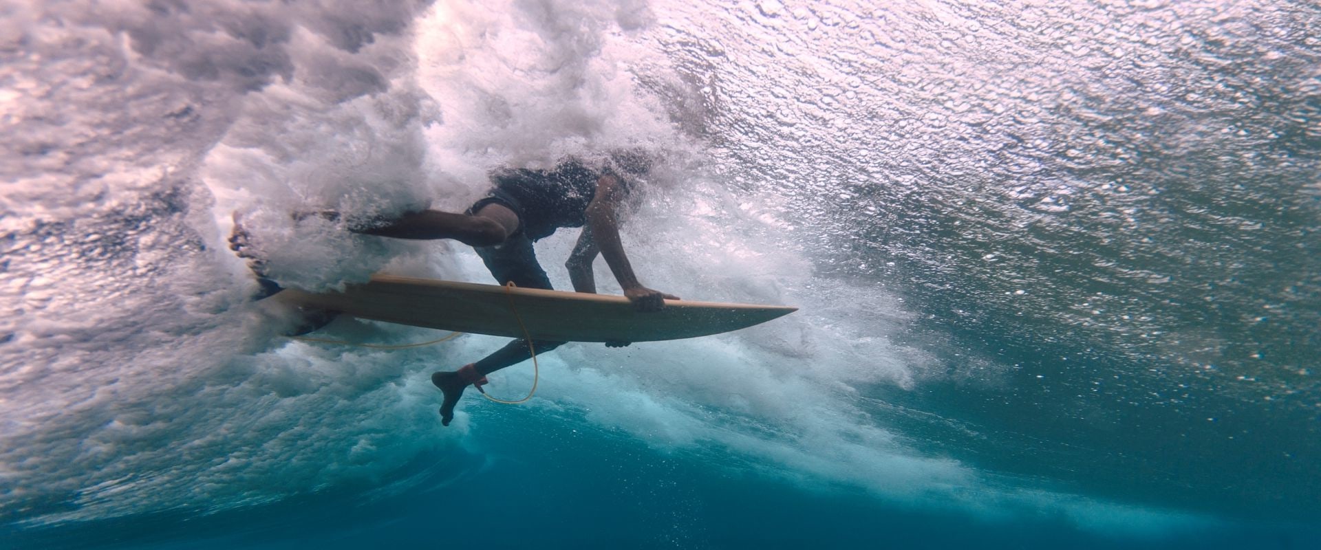 The Ultimate SPF Guide for Surfers: Avoiding Common Mistakes